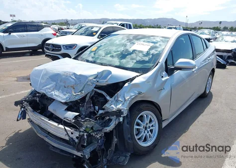2021 Toyota Prius Le из США, поврежденный, VIN JTDKAMFU0M3142134